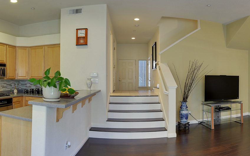 320 Mullinix Way San Jose, California 95136