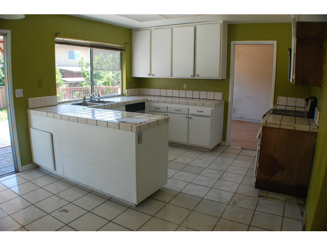 2496 Glen Angus Way San Jose, CA 95148