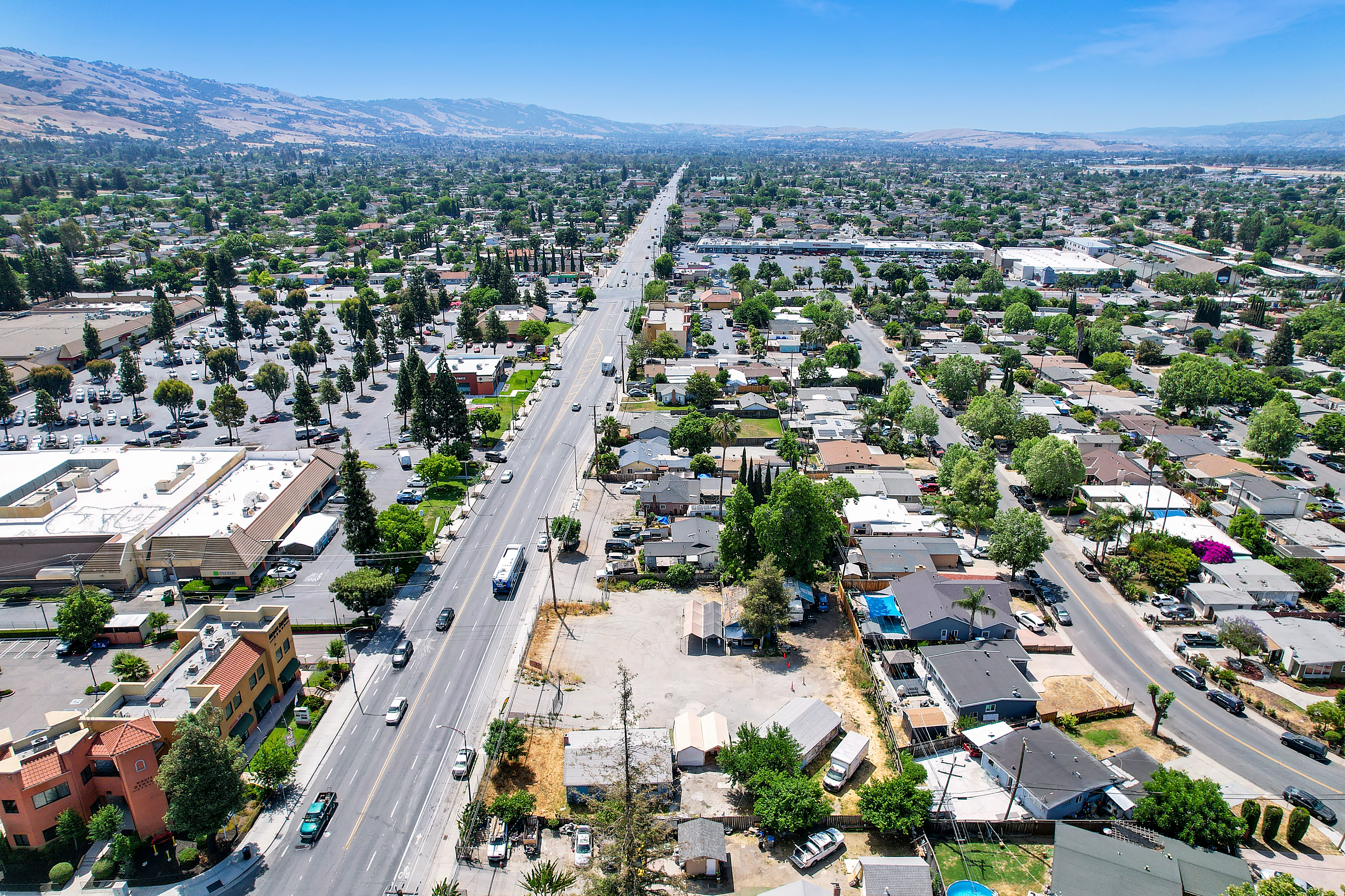 1005 S WHITE RD.  SAN JOSE, CA 95127