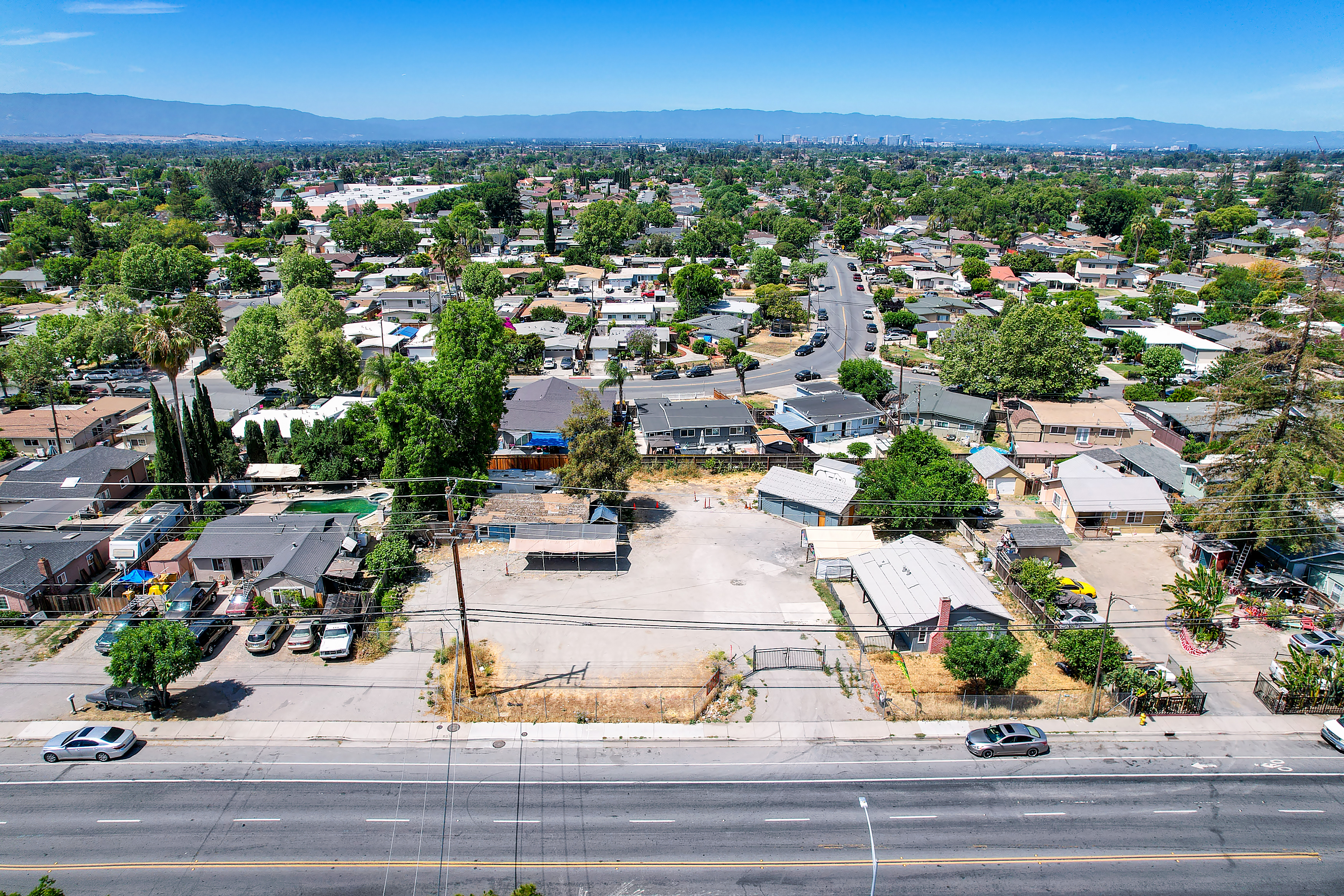 1005 S WHITE RD.  SAN JOSE, CA 95127