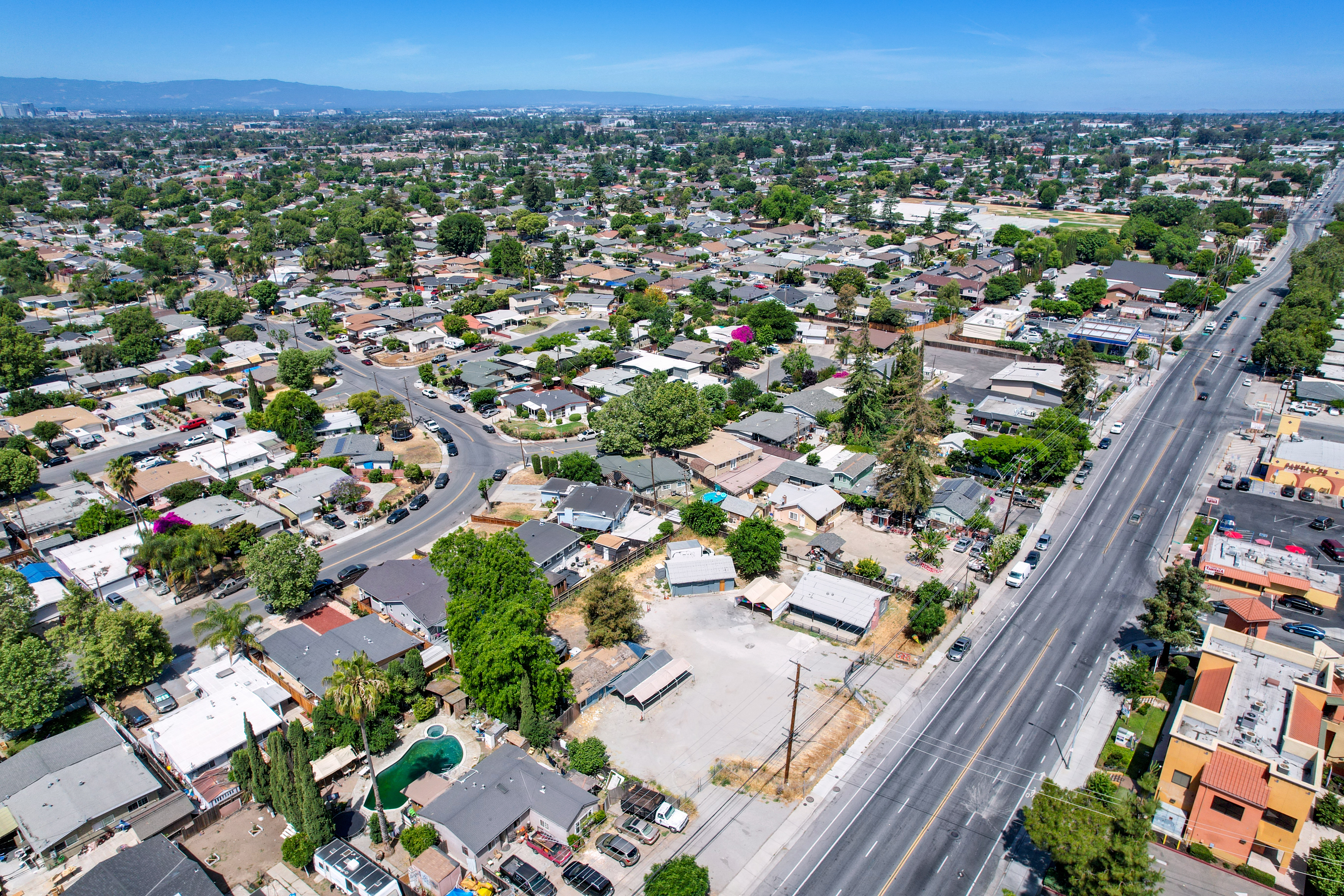 1005 S WHITE RD.  SAN JOSE, CA 95127